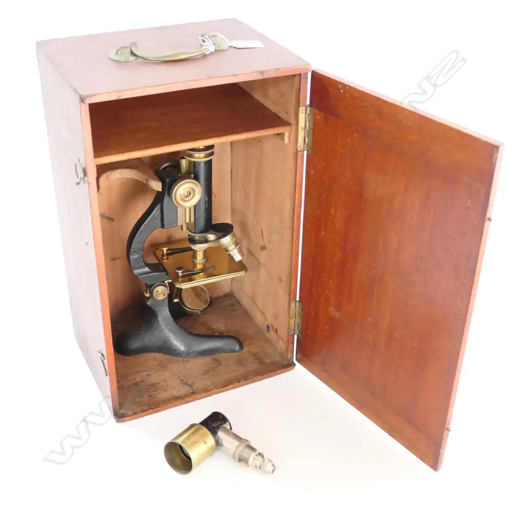 OLD MICROSCOPE IN ASSOCIATED MAHOG BOX Image 1++